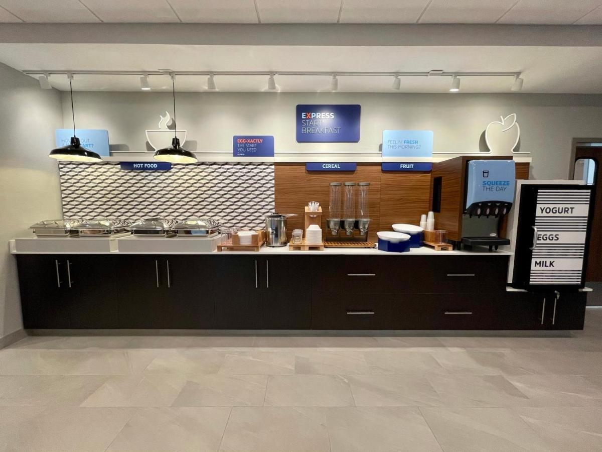 Holiday Inn Express & Suites - Ft. Smith - Airport By Ihg Fort Smith Luaran gambar