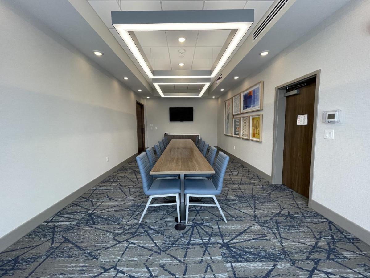 Holiday Inn Express & Suites - Ft. Smith - Airport By Ihg Fort Smith Luaran gambar